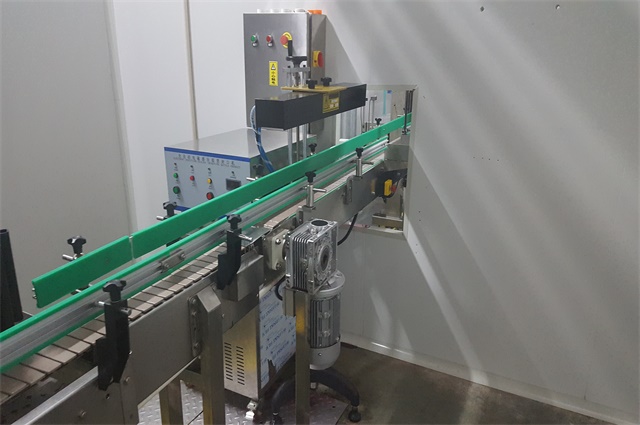 電磁感應(yīng)封口機(jī)